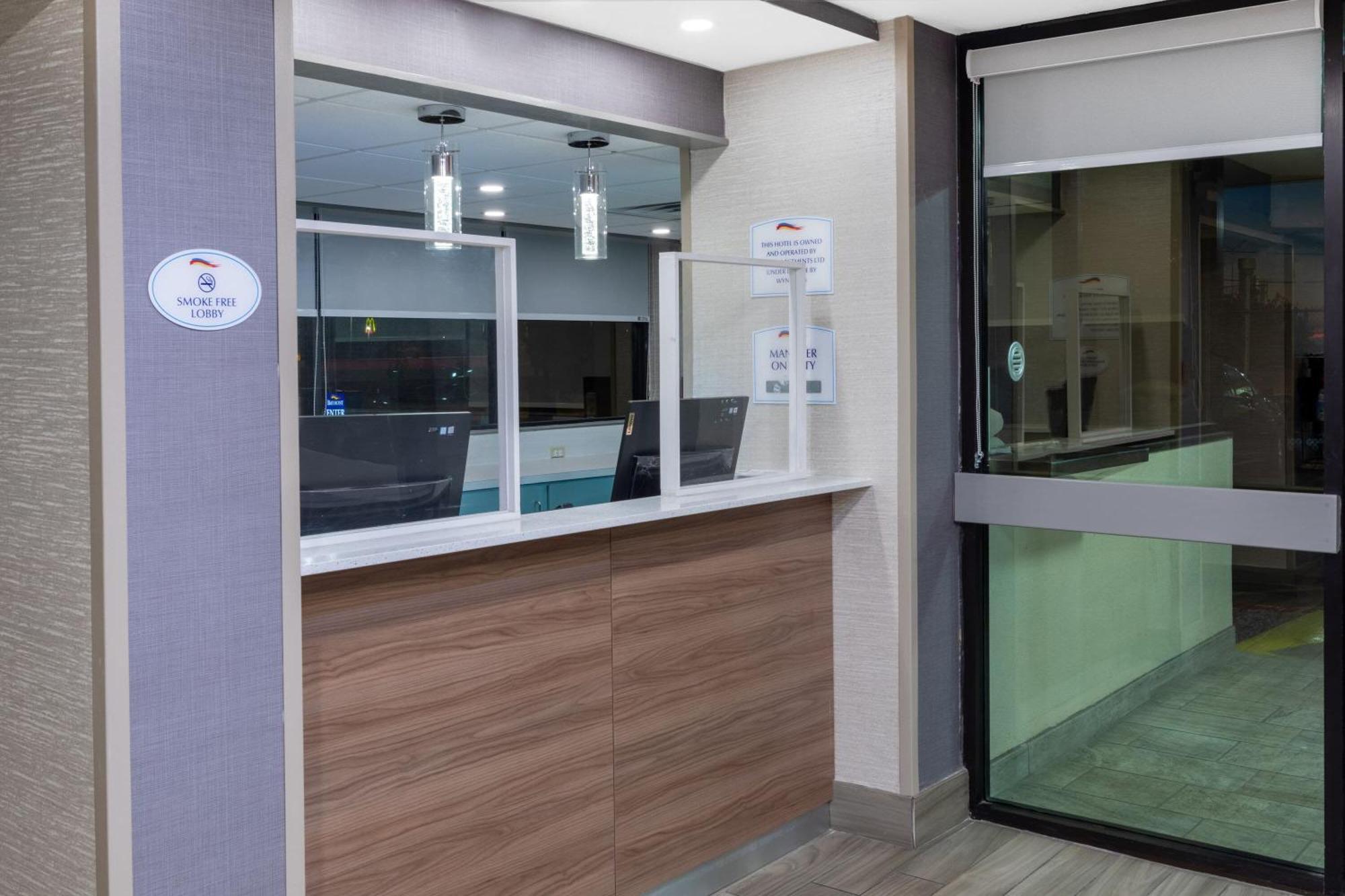 Baymont By Wyndham Mcallen Pharr מראה חיצוני תמונה